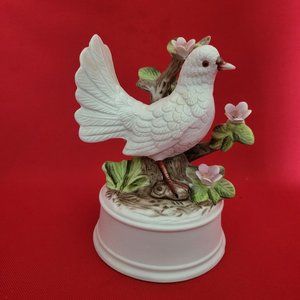 Kimco White Dove Porcelain Music Box Plays Where Do I Begin?